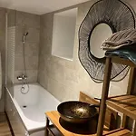 A Avec Piscine - 3 *